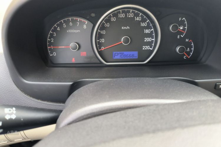 Hyundai Elantra HD 2014 immagine di auto #14