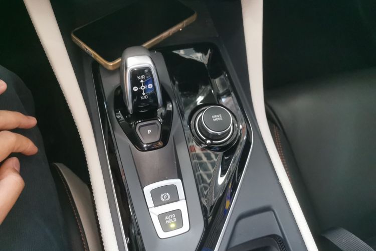 Lynk & Co 02 New Energy 2021 #14 Lynk & Co 02 New Energy 2021 car image #14