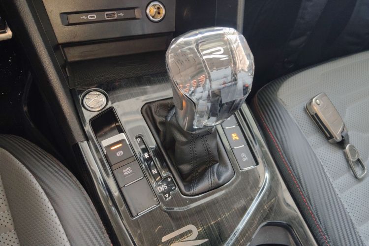 Volkswagen Tiguan X 2023 car image #14