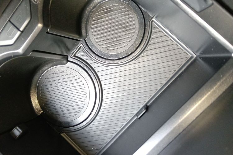 Lynk & Co 08 EM-P 2024 car image #14