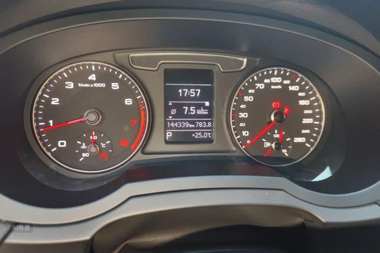 Audi Q3 2018 #14 Audi Q3 2018 car image #14