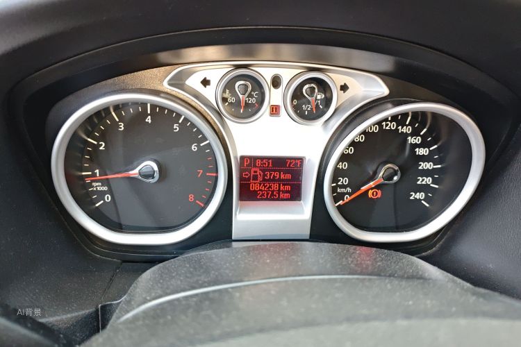 Ford Focus 2014 car image #14