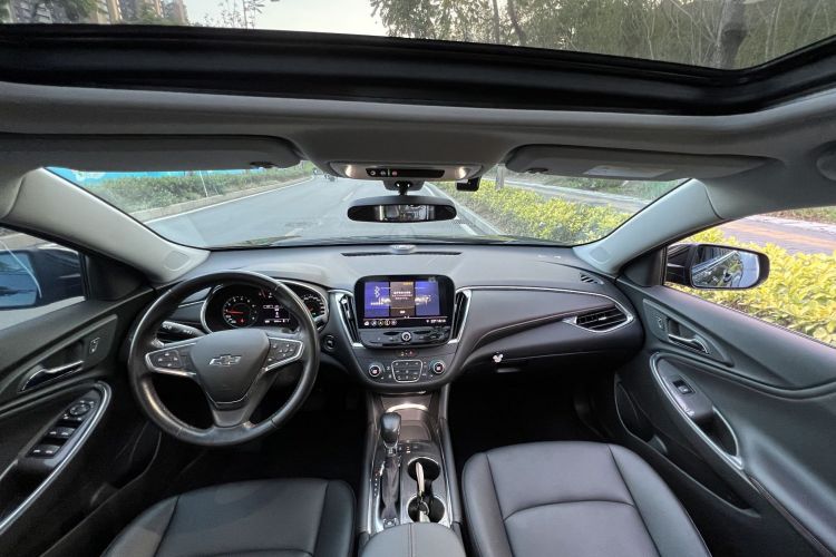 Chevrolet Malibu XL 2022 immagine di auto #14