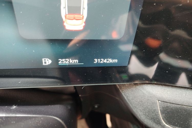 MG ONE 2022 immagine di auto #14