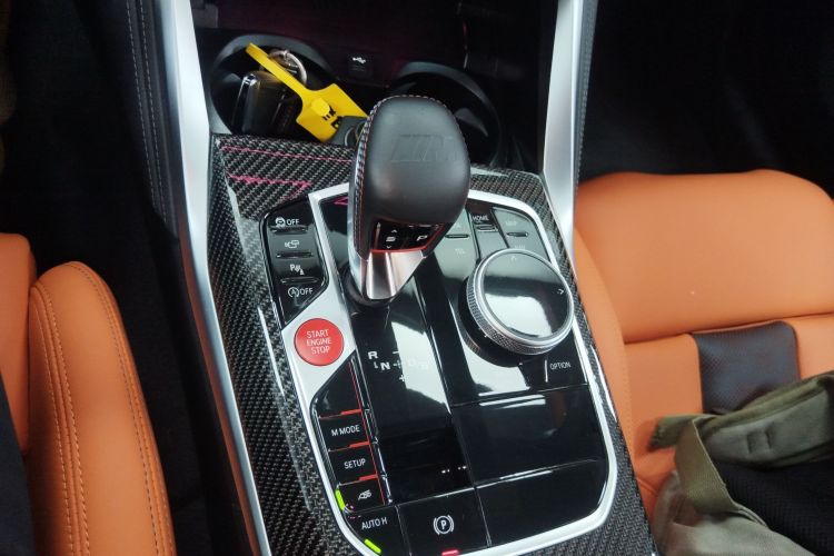 BMW M3 2025 image de voiture #14