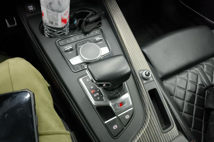 Audi S4 2018 صورة سيارة #14