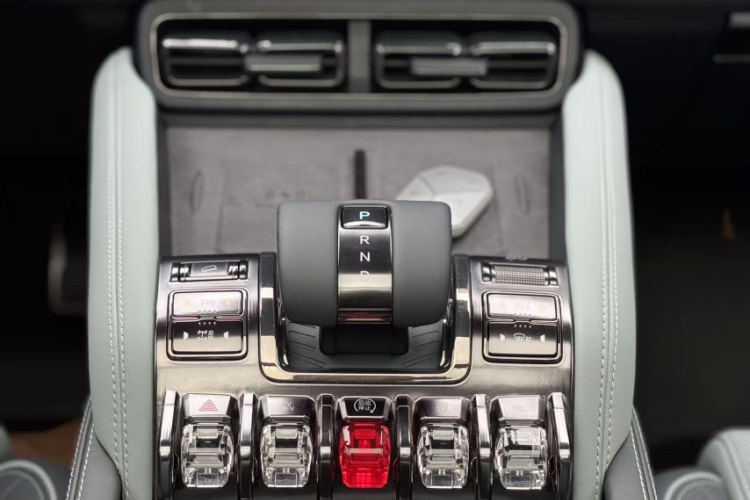 FangChengBao Leopard 5 2025 изображение автомобиля #14