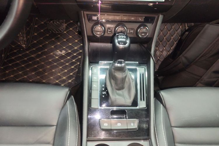 斯柯达 速派 2016 汽车图片 #14