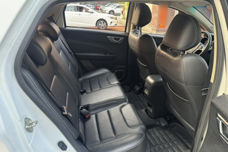 Vision X3 2018 car image #14