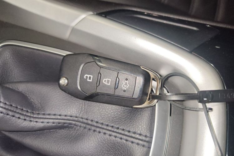 Ford Mondeo 2016 immagine di auto #14