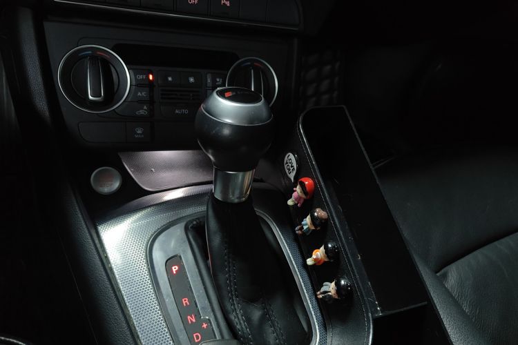 Audi Q3 2016 #14 Audi Q3 2016 car image #14