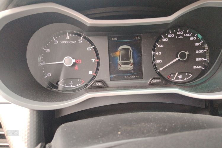 GEELY Emgrand GS 2017 car image #14