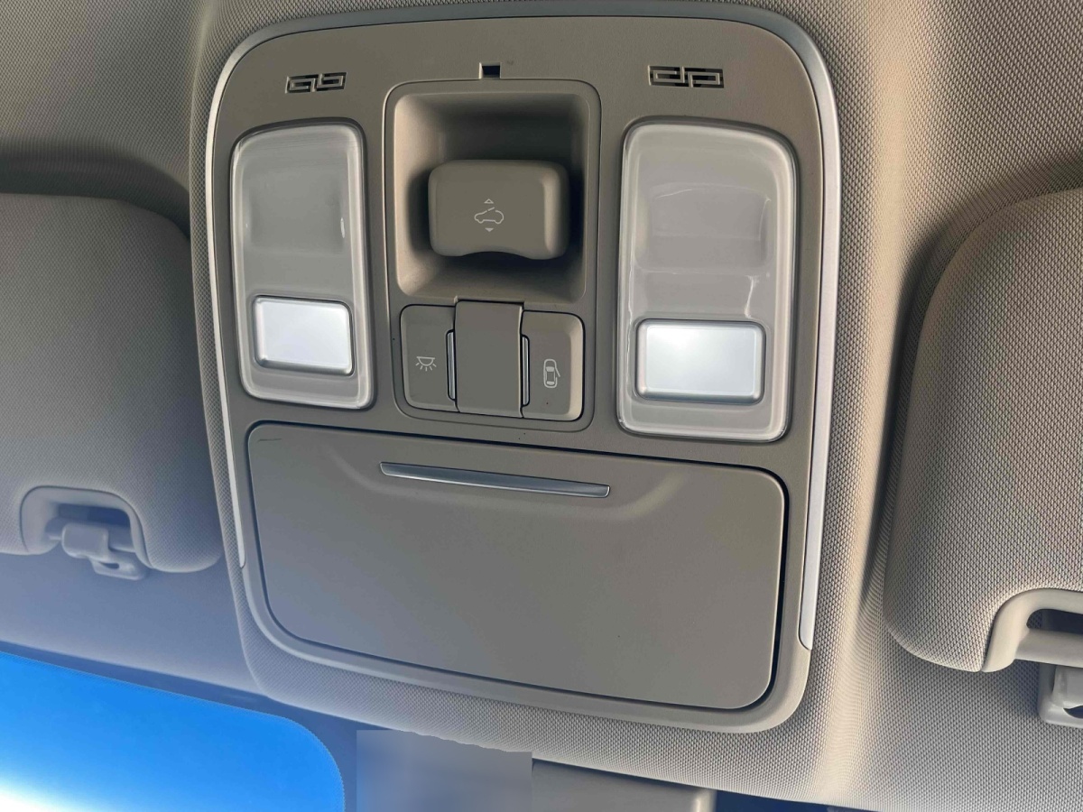 GEELY Emgrand GS 2019 immagine di auto #14