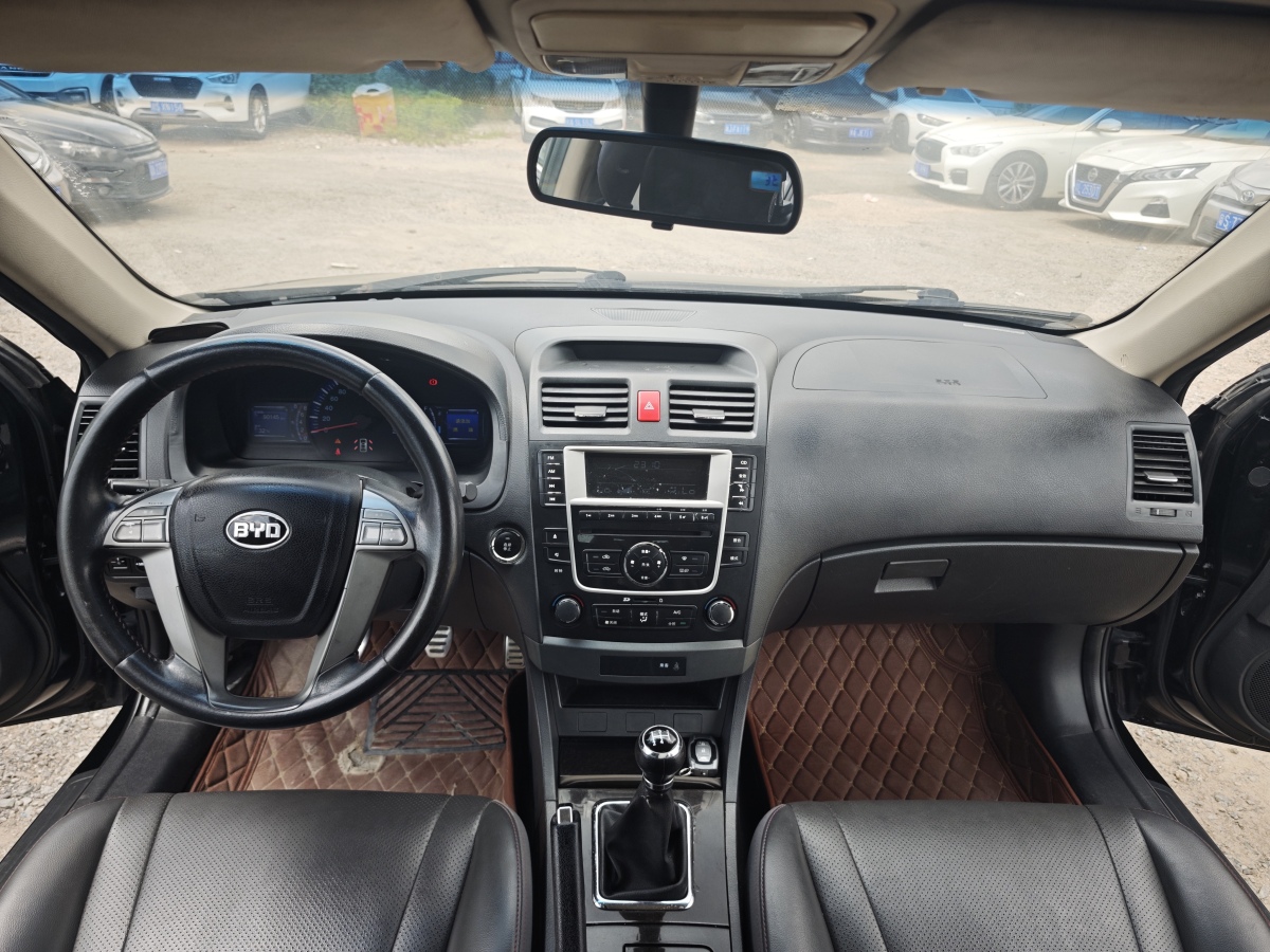 BYD G6 2017 car image #14