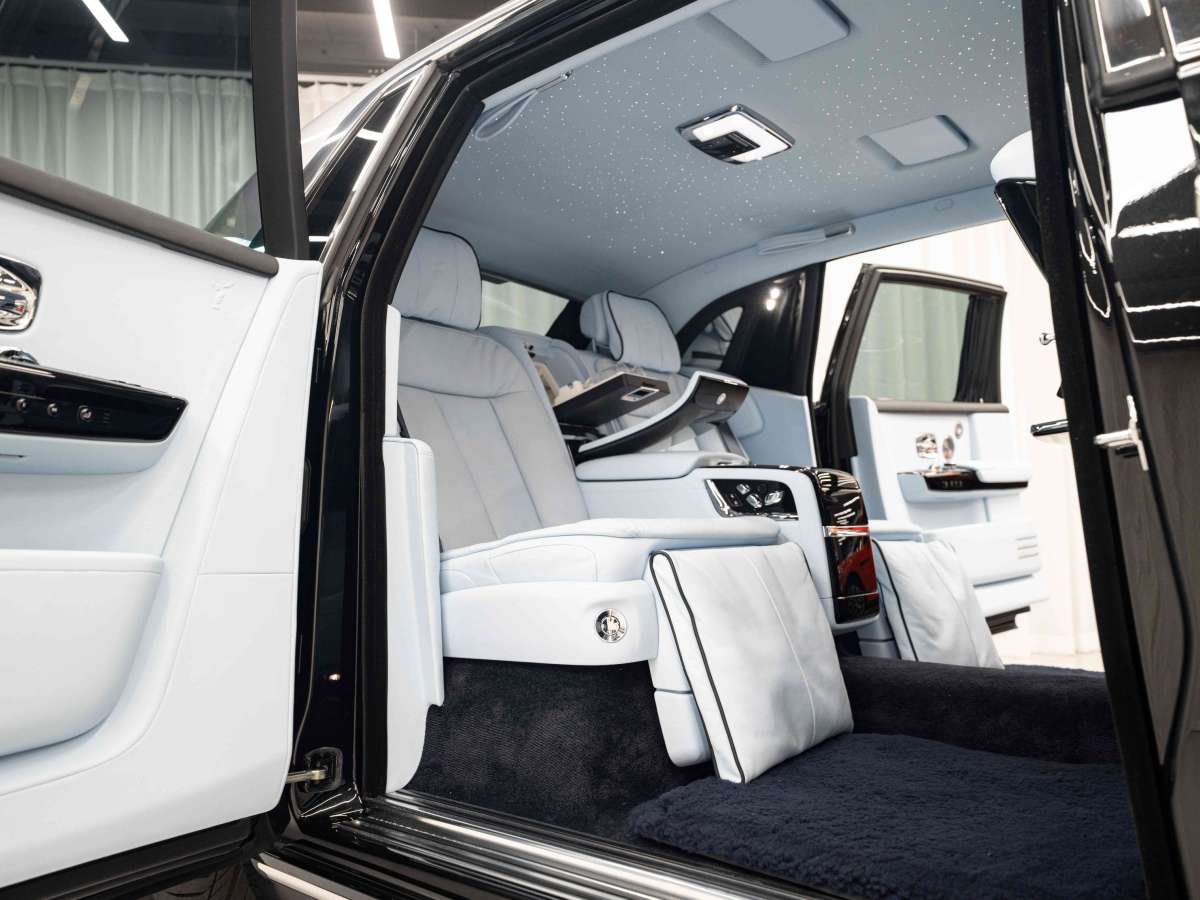 劳斯莱斯 幻影 2023 汽车图片 #14