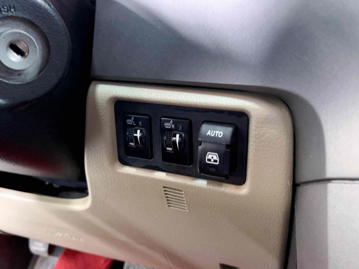 Toyota Sequoia 2016 #14 Toyota Sequoia 2016 imagen de coche #14