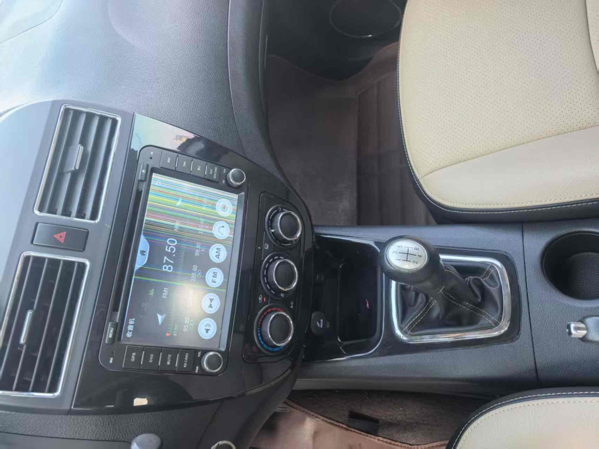 Forthing JOYEAR X3 2015 immagine di auto #14