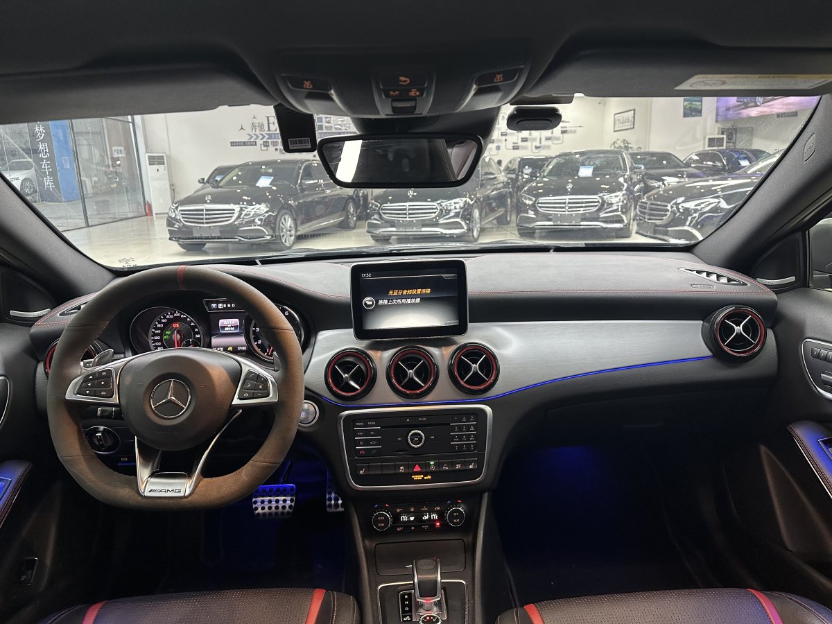 Mercedes-Benz GLA AMG 2016 car image #14