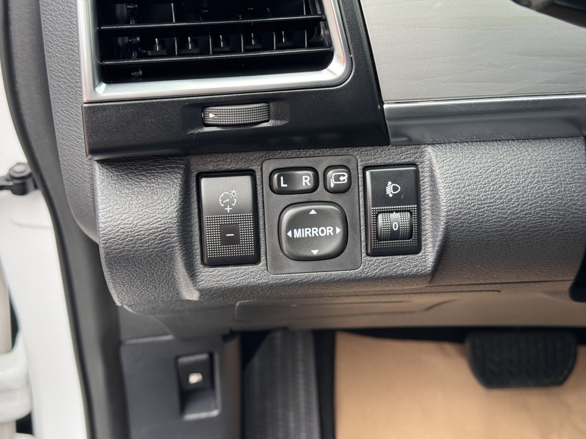 Haval H2 2016 car image #14