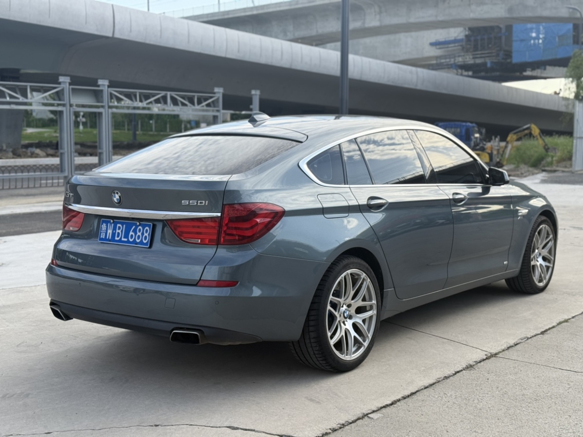 BMW 5 Series GT 2014 immagine di auto #14