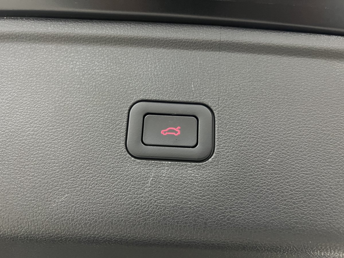 HongQi HS5 2022 car image #14