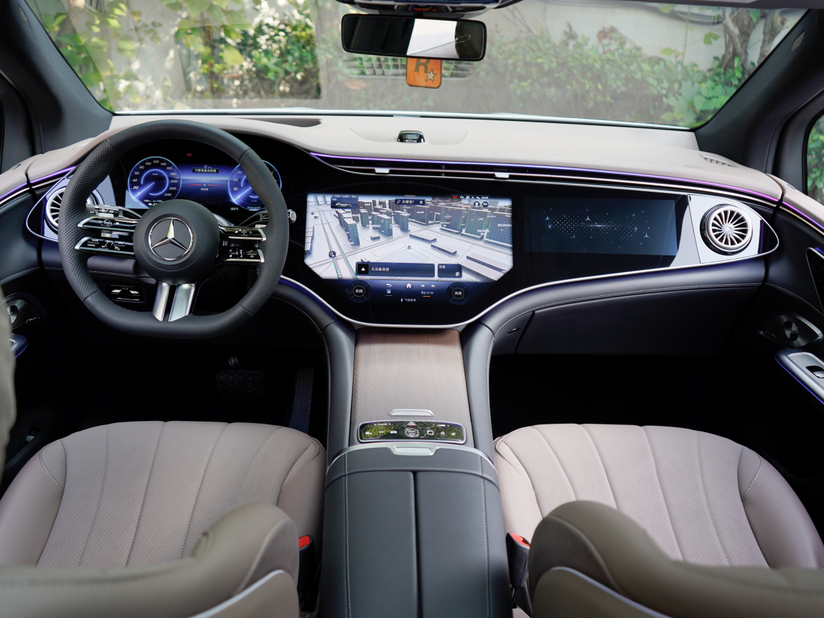 Mercedes-Benz EQE SUV 2025 #14 Mercedes-Benz EQE SUV 2025 car image #14