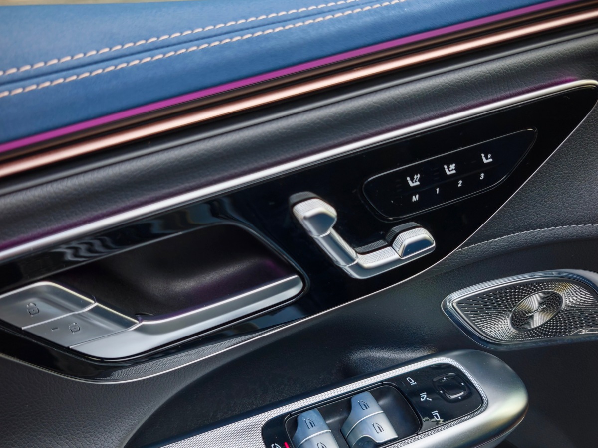 Mercedes-Benz EQE SUV 2024 #14 Mercedes-Benz EQE SUV 2024 car image #14