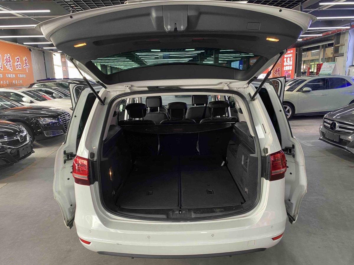Volkswagen Sharan 2017 imagem de carro #14