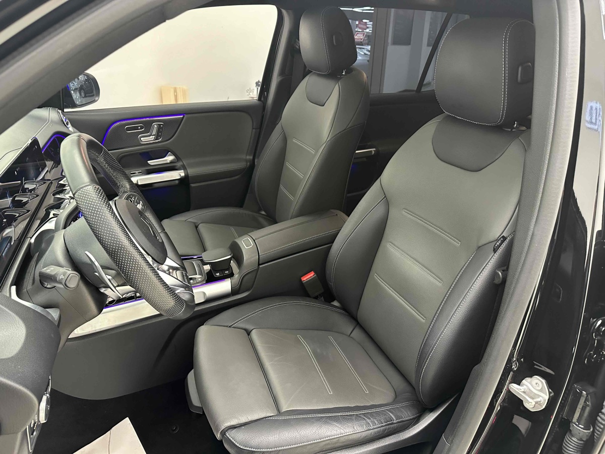 Mercedes-Benz GLB AMG 2023 car image #14