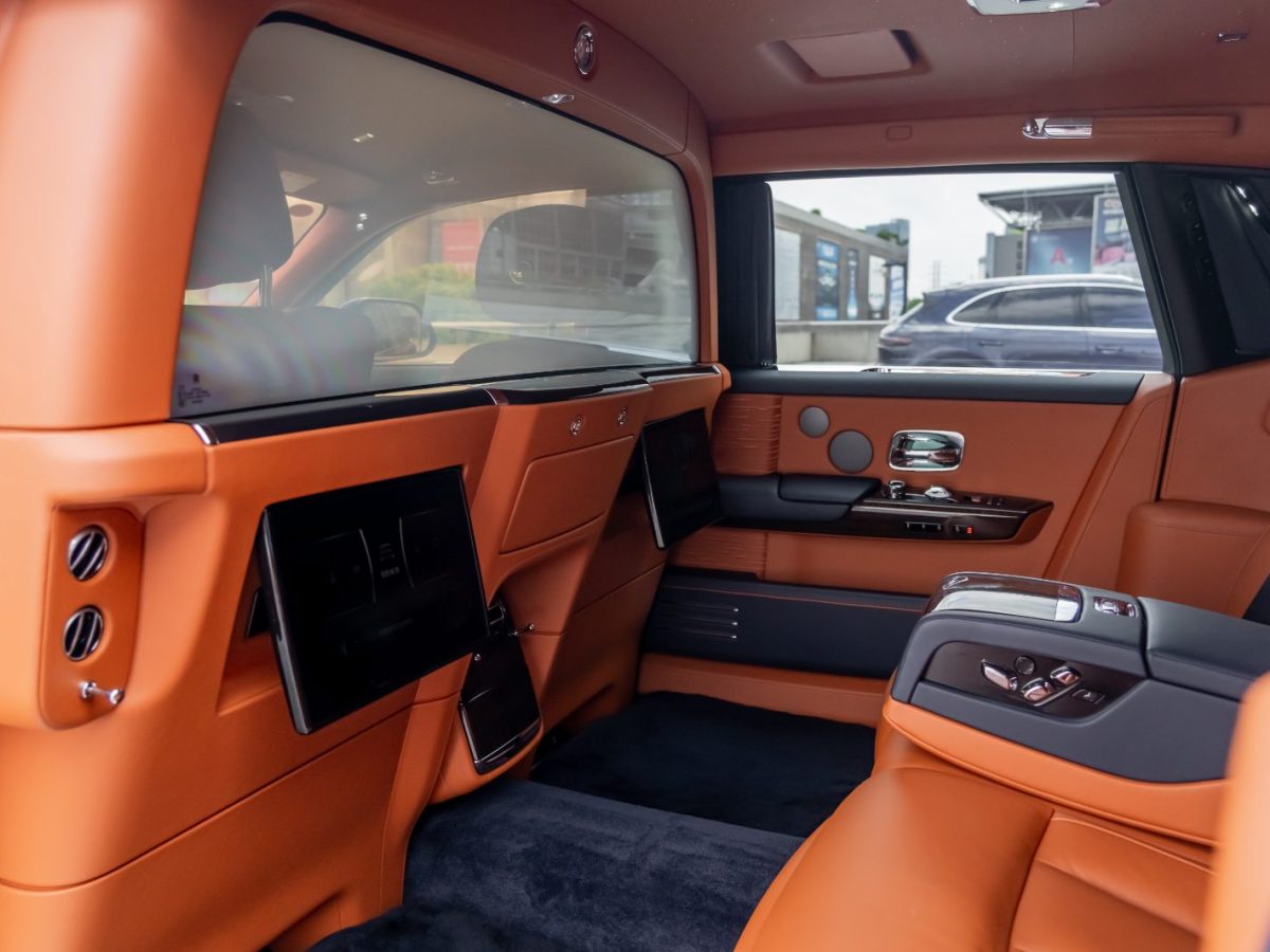 劳斯莱斯 幻影 2023 汽车图片 #14