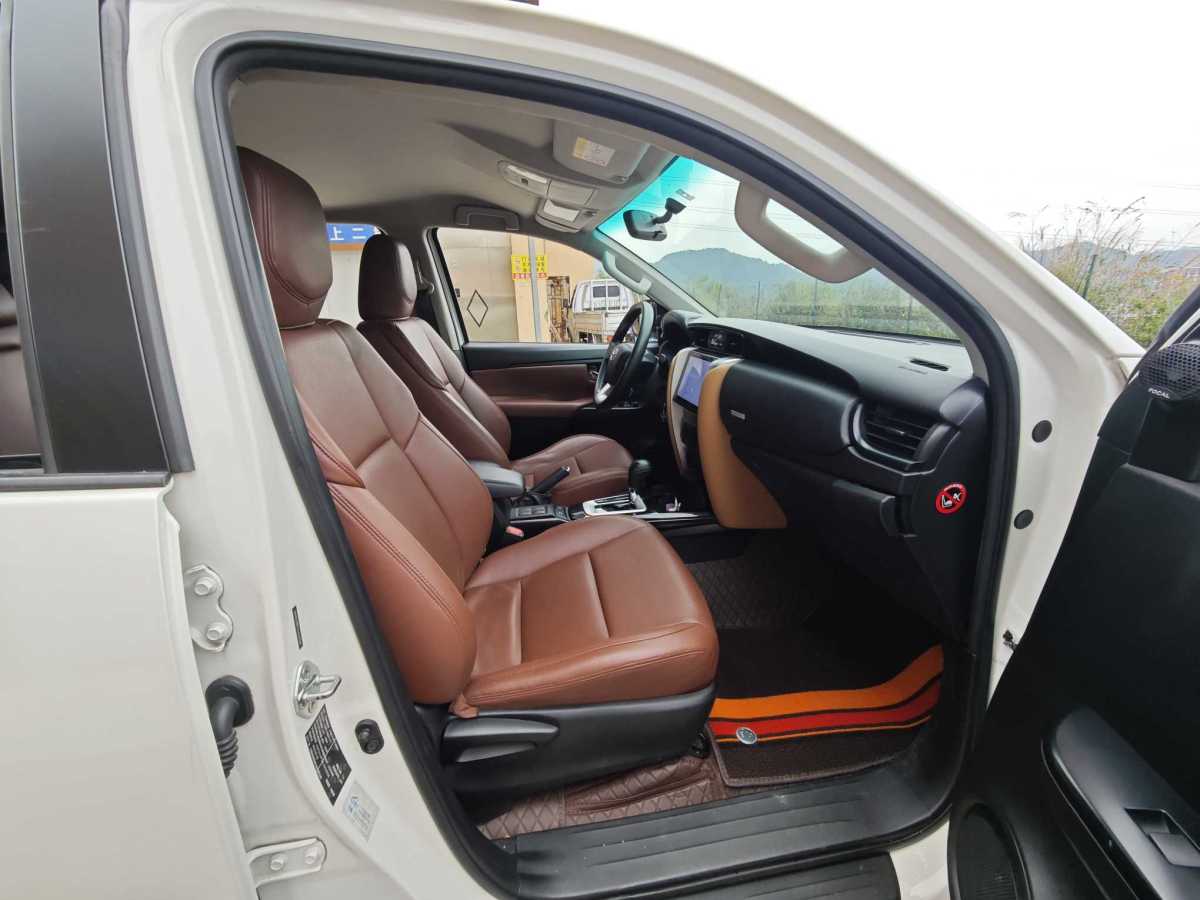 Toyota Fortuner 2020 #14 Toyota Fortuner 2020 immagine di auto #14