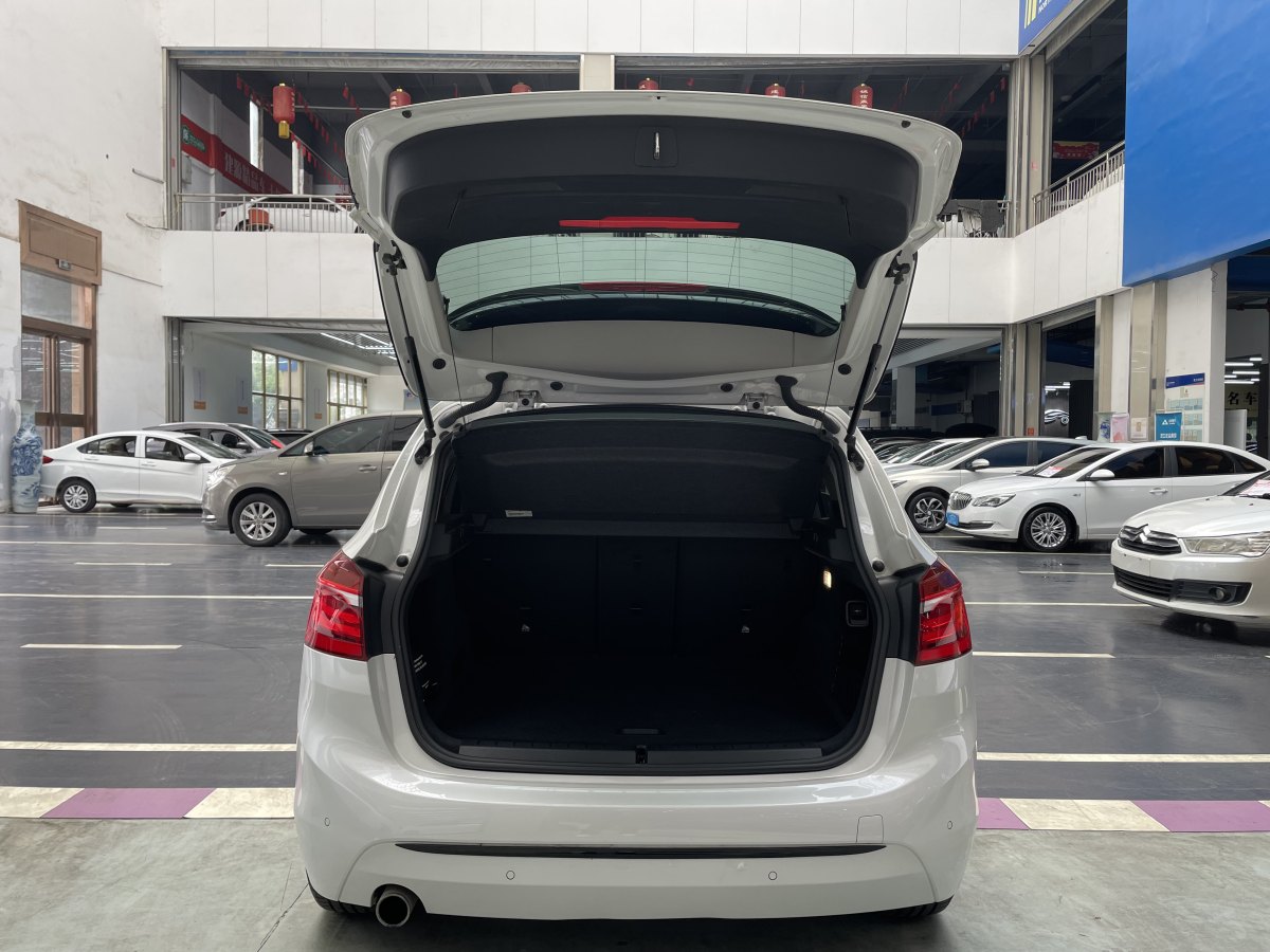 BMW 2 Series Tourer 2017 صورة سيارة #14