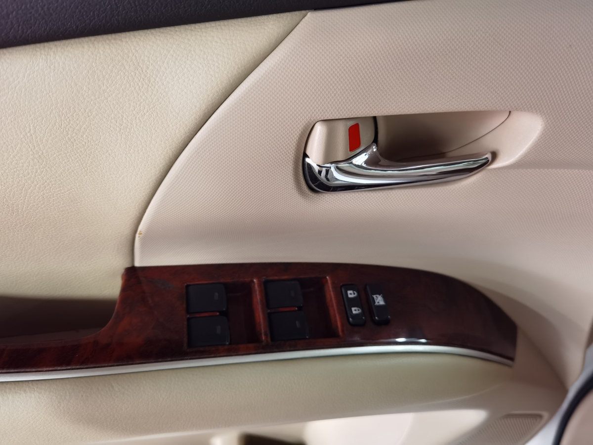 Toyota Previa 2018 car image #14