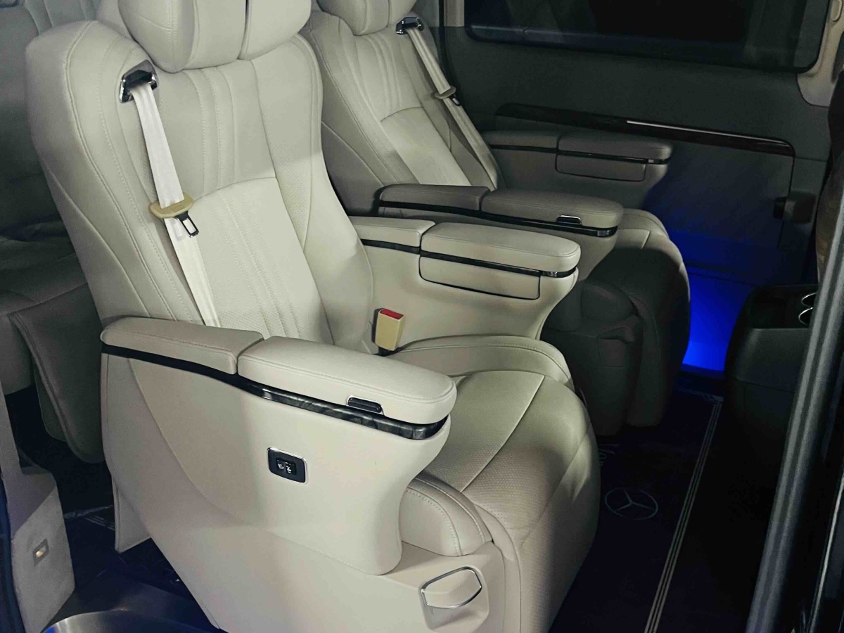 Mercedes-Benz Viano (Imported) 2014 #14 Mercedes-Benz Viano (Imported) 2014 car image #14