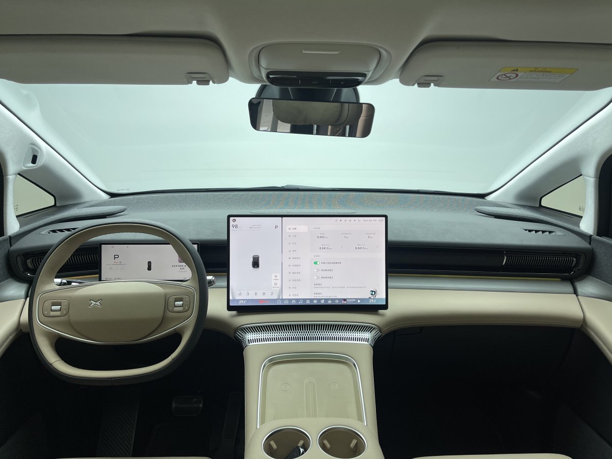 Xpeng X9 2024 imagem de carro #14