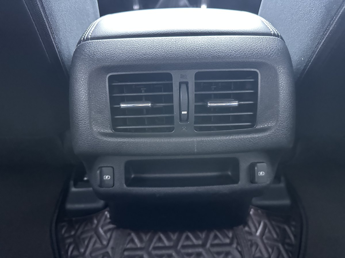 日产 途达 2023 汽车图片 #14