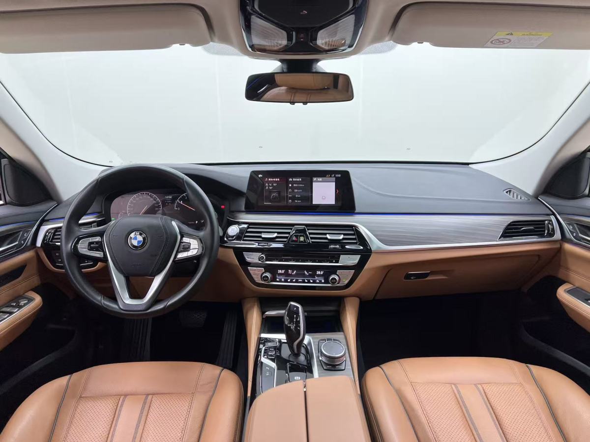 BMW 6 Series GT 2019 car image #14