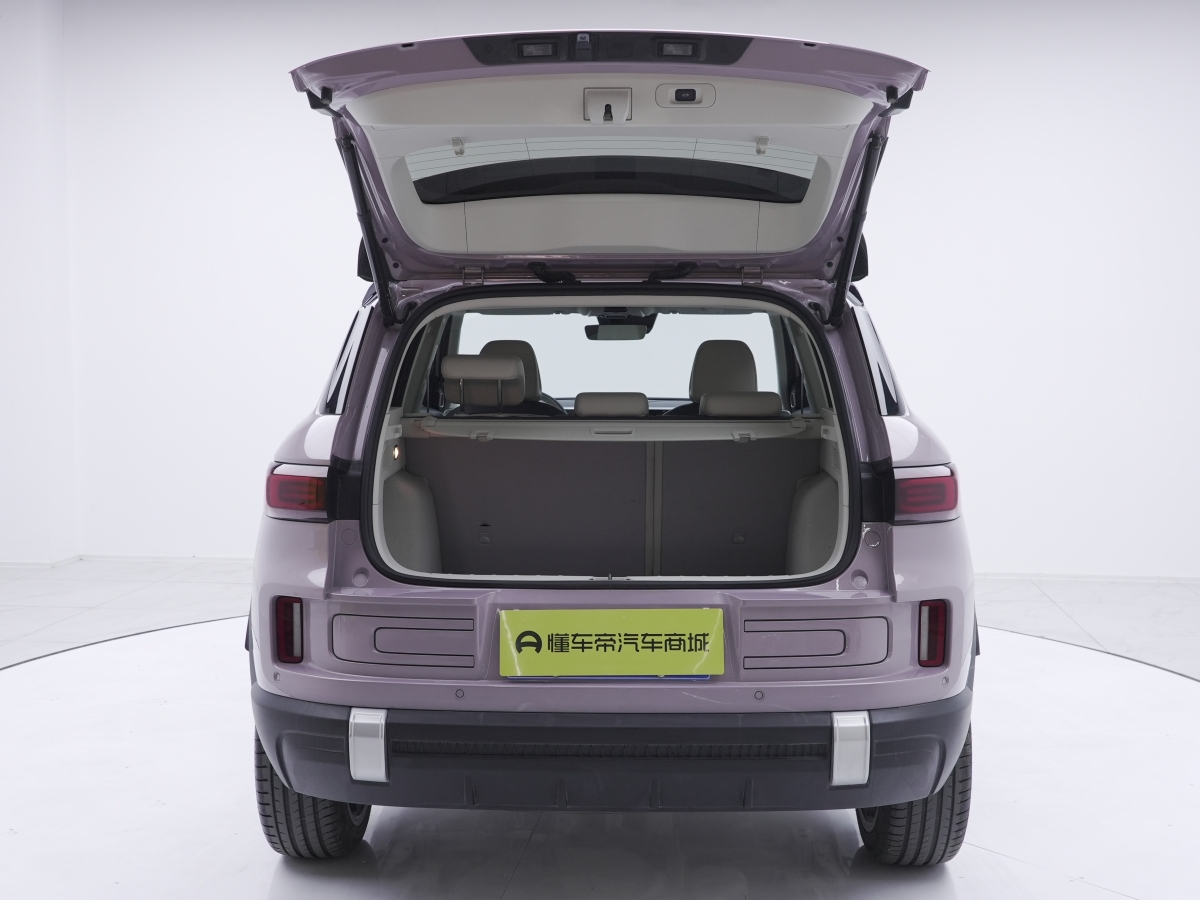 GEELY ICON 2024 car image #14