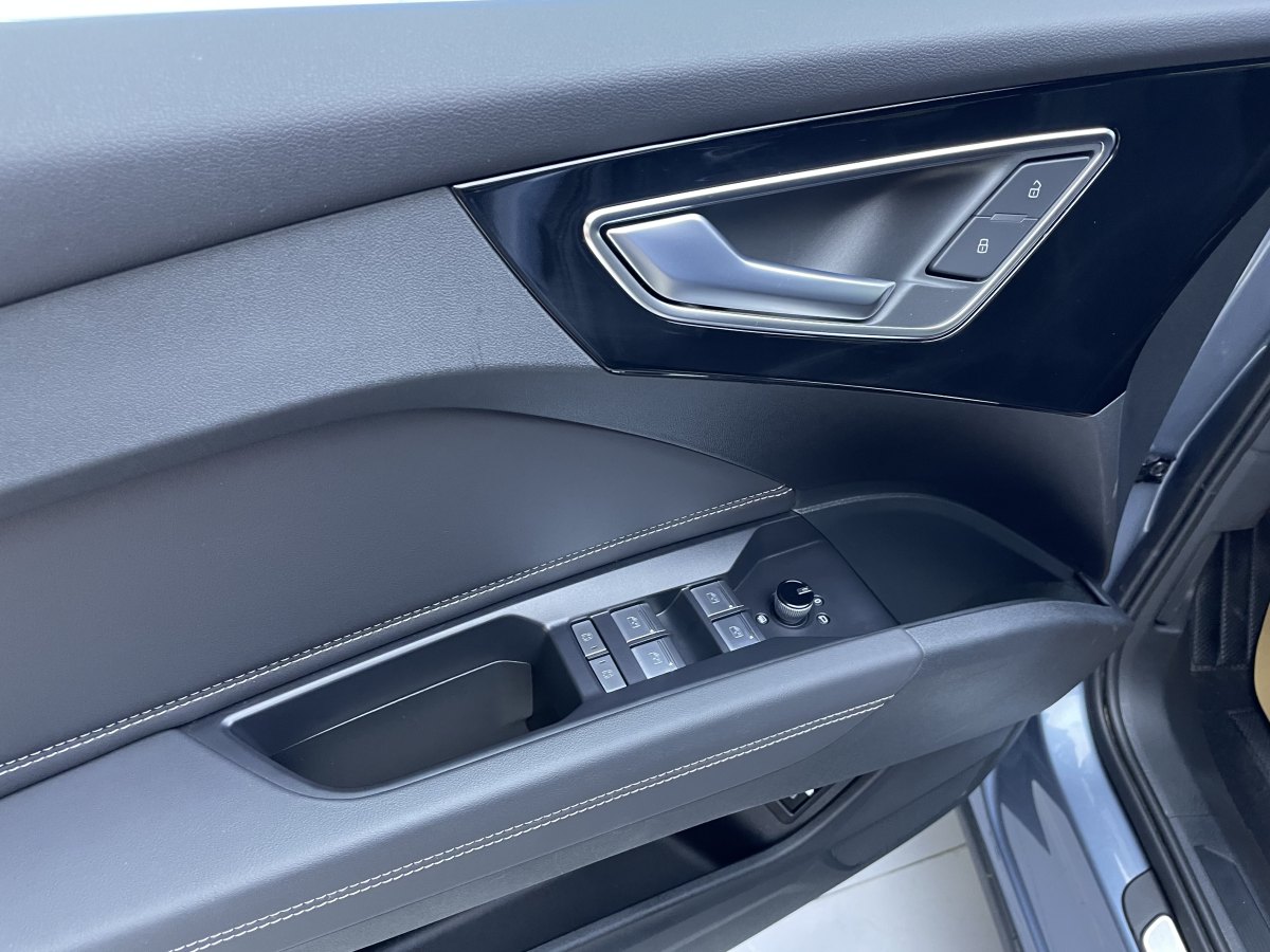 Audi Q4 e-tron 2024 imagem de carro #14