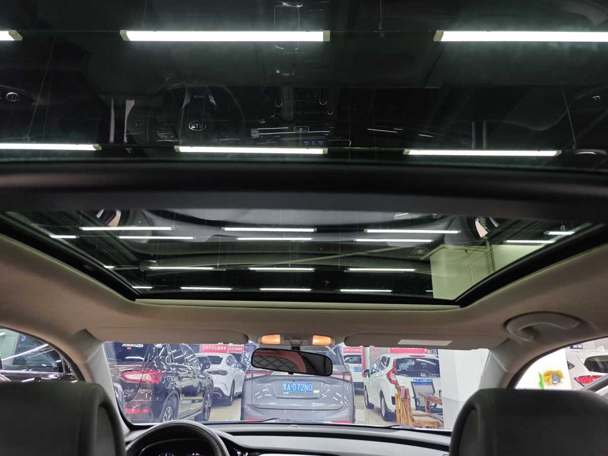 Kia K5 2018 imagen de coche #14