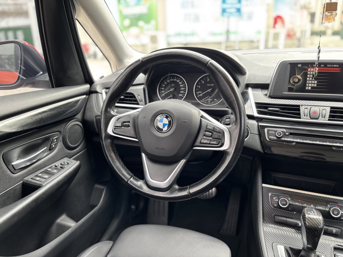 BMW 2 Series 2016 immagine di auto #14