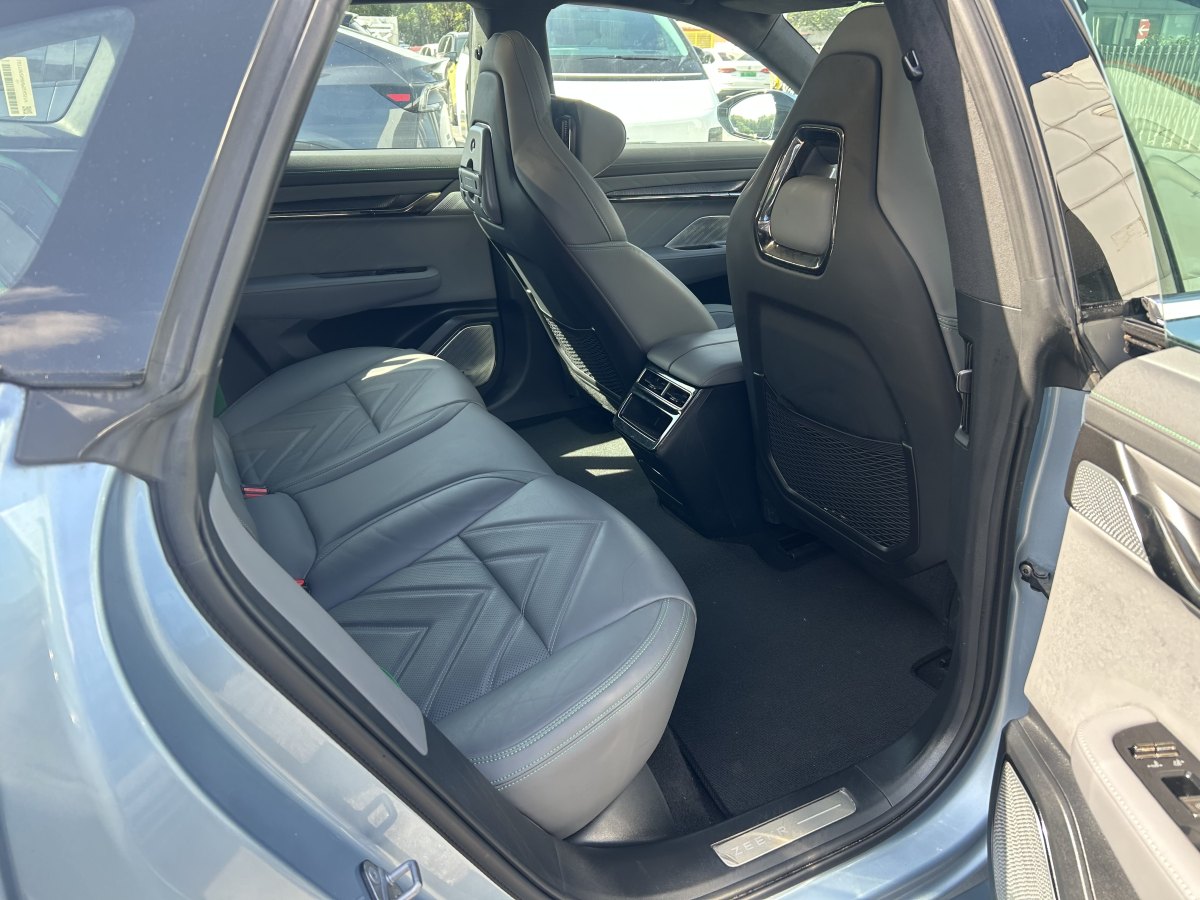 Zeekr 001 FR 2022 صورة سيارة #14