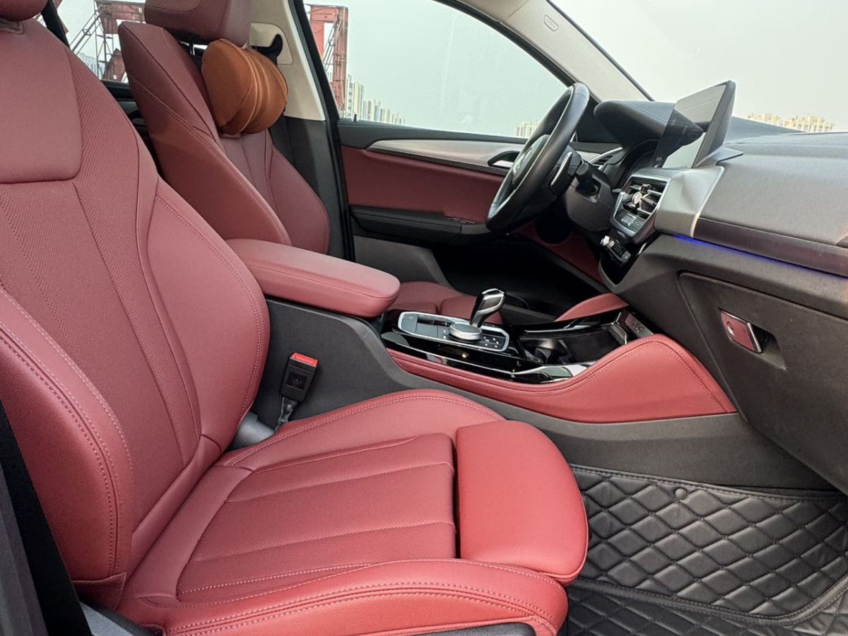 BMW X4 2022 صورة سيارة #14