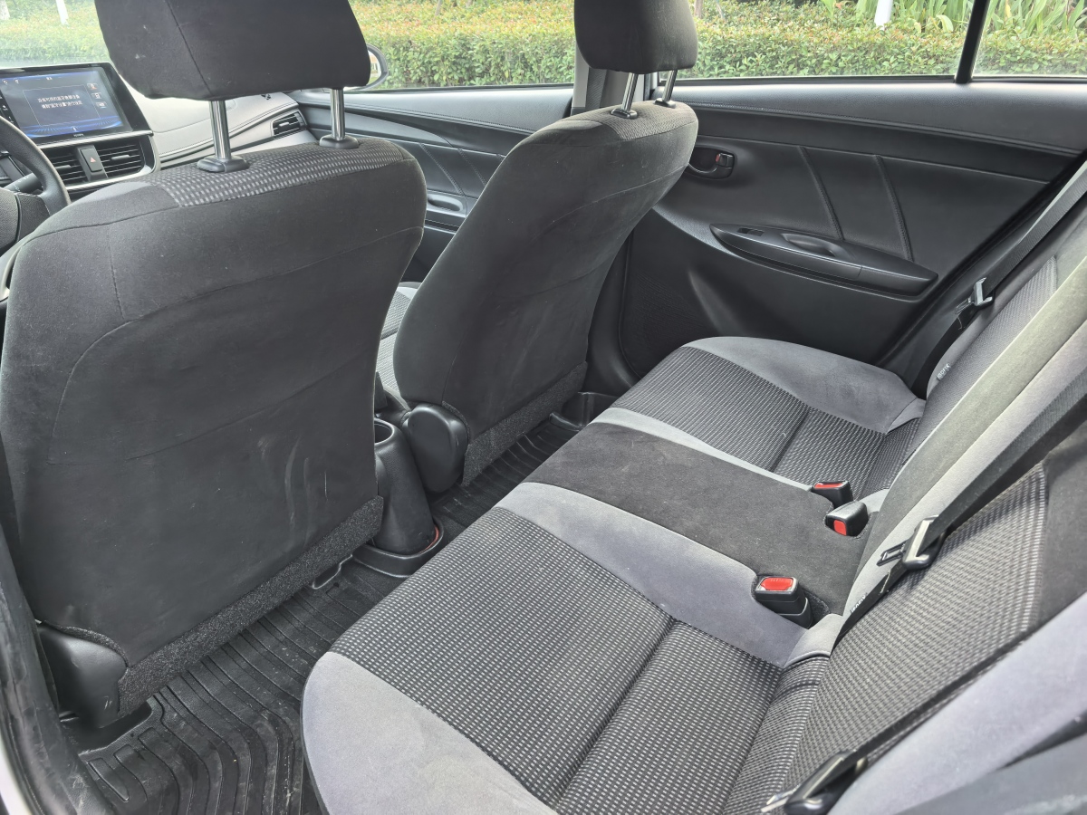 Toyota Vios 2023 immagine di auto #14