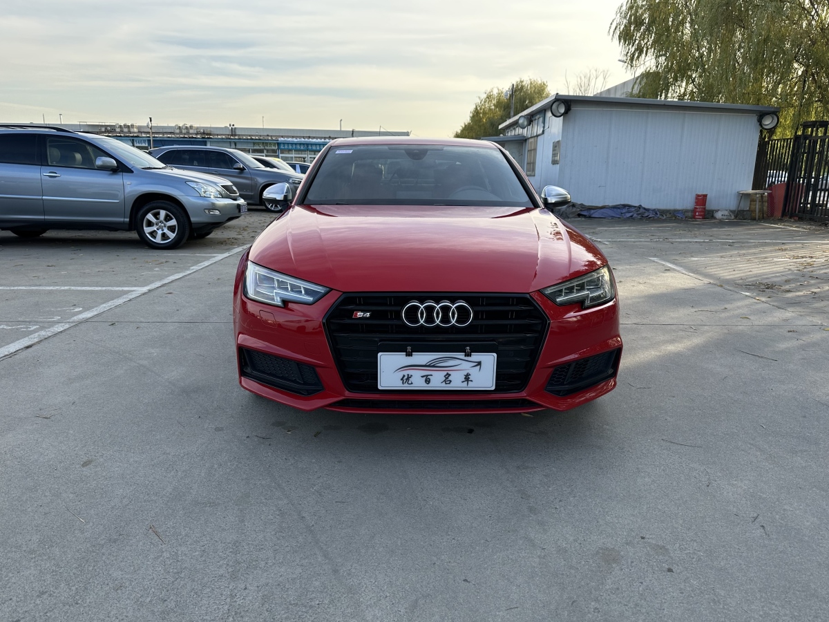 Audi S4 2018 car image #14