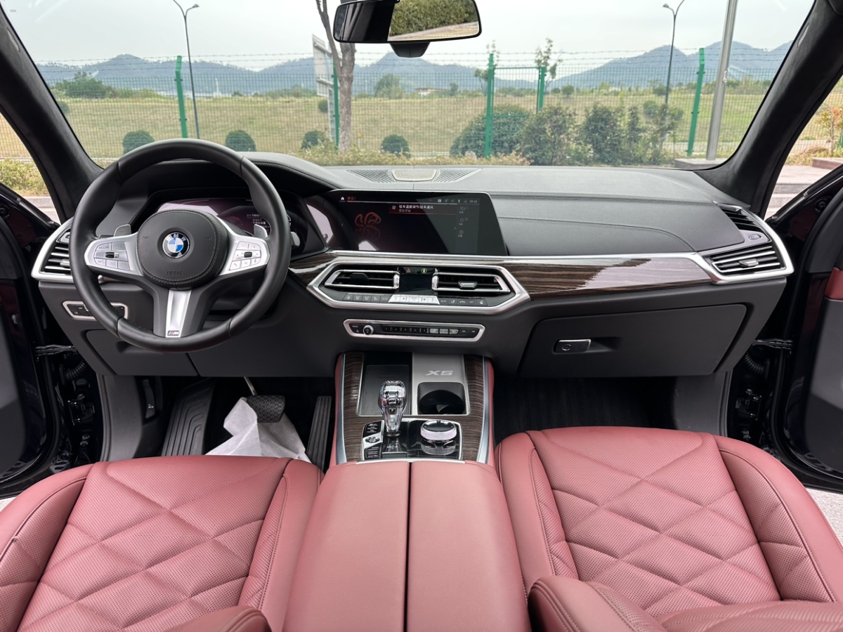 BMW X5 2023 car image #14