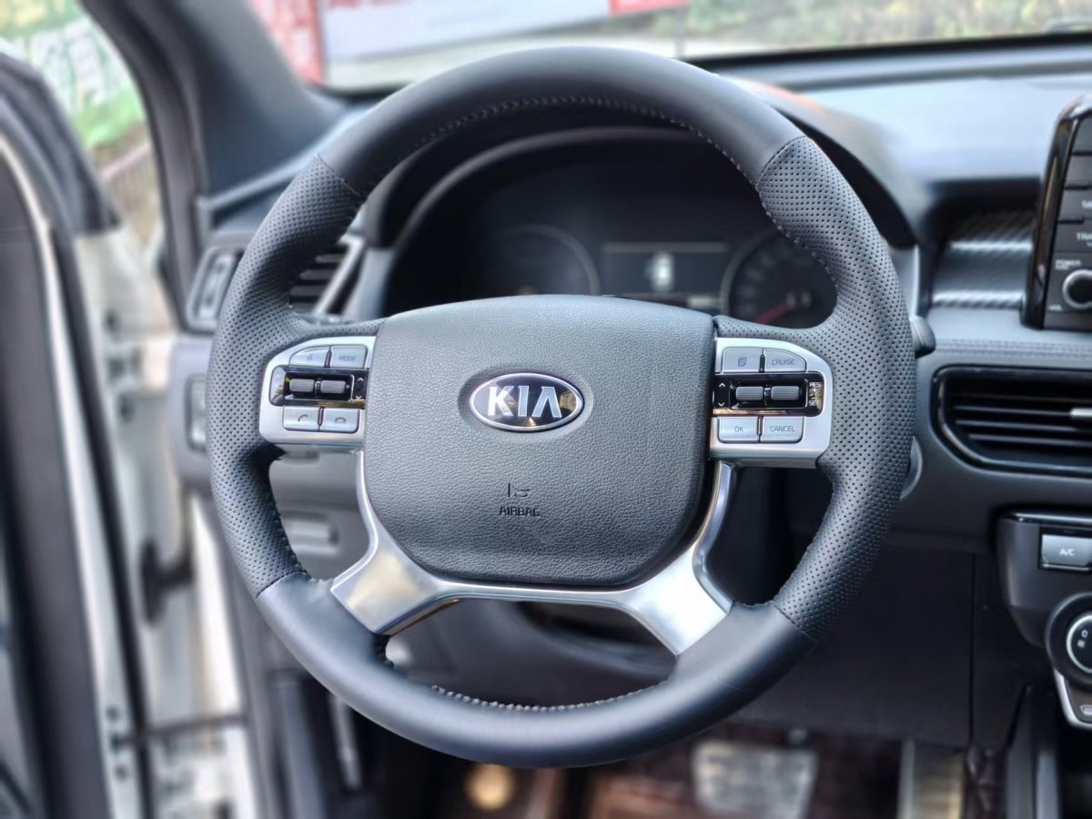 Kia Sorento 2018 image de voiture #14