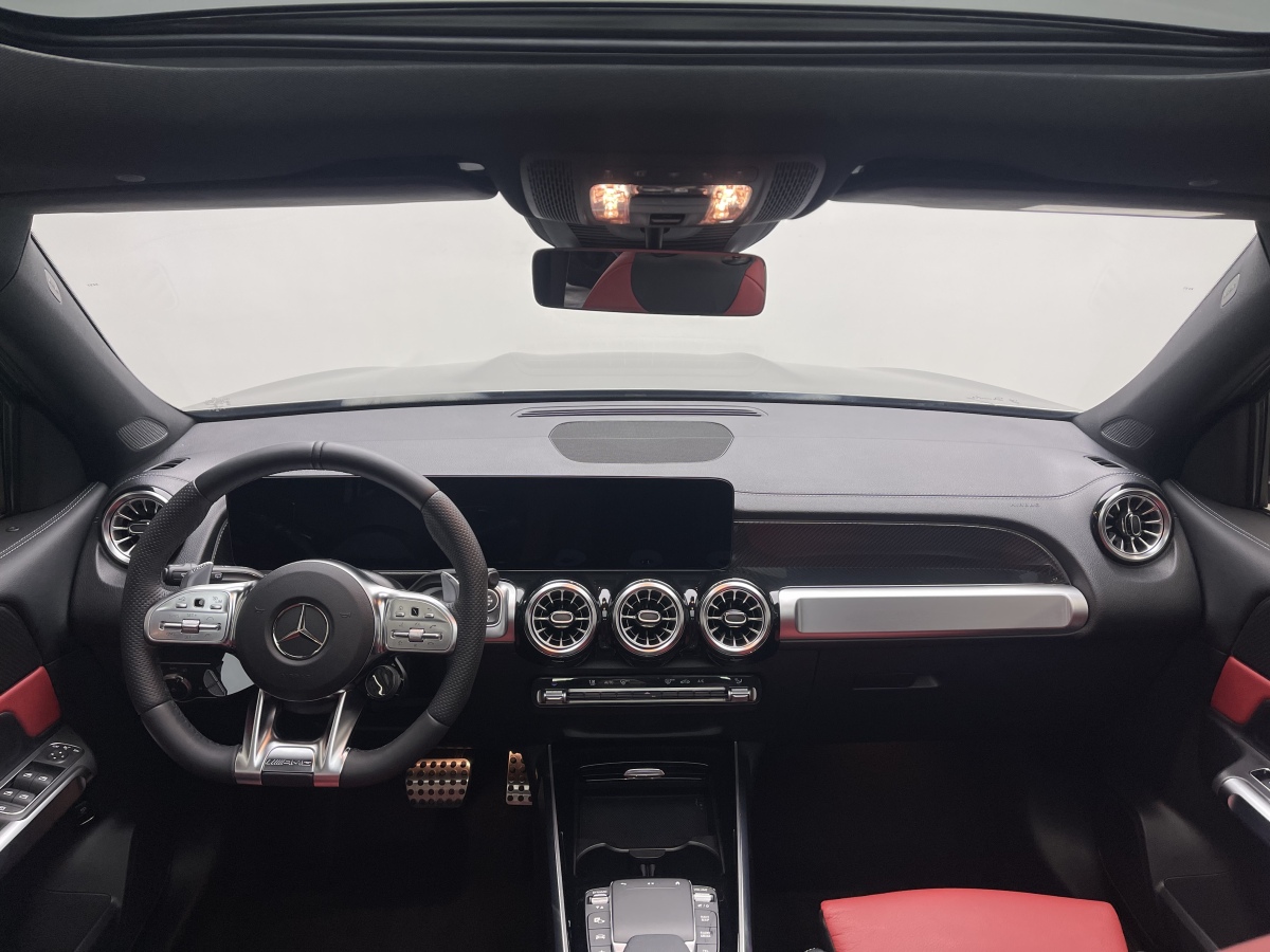 Mercedes-Benz GLB AMG 2022 immagine di auto #14