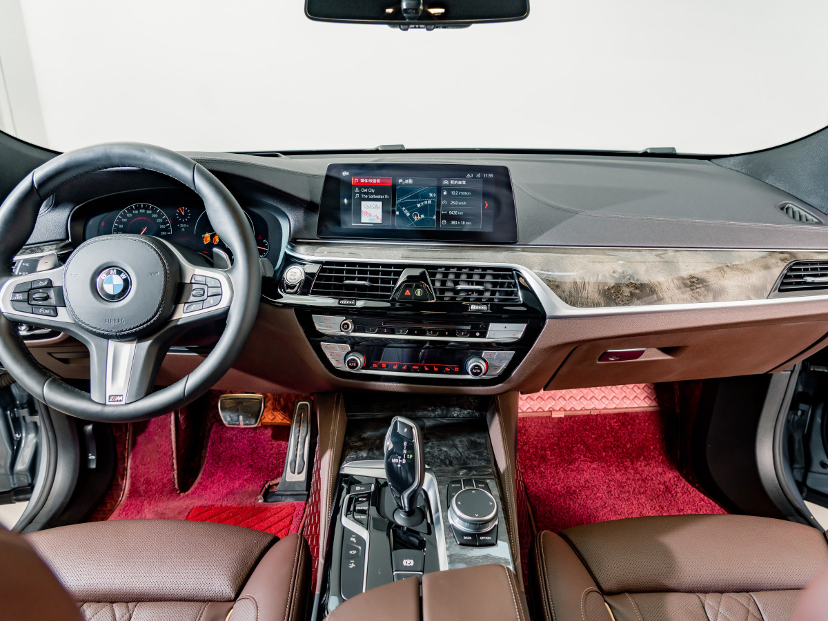 BMW 6 Series GT 2020 #14 BMW 6 Series GT 2020 car image #14