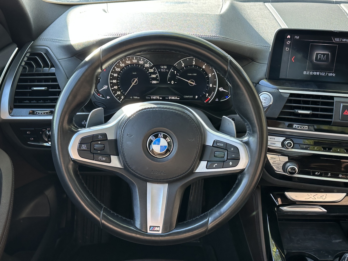 BMW X4 M 2018 immagine di auto #14